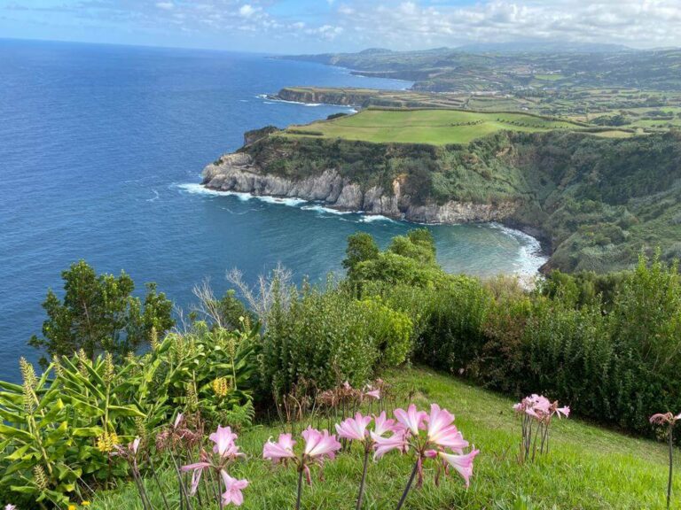 LAS DESCONOCIDAS ISLAS AZORES